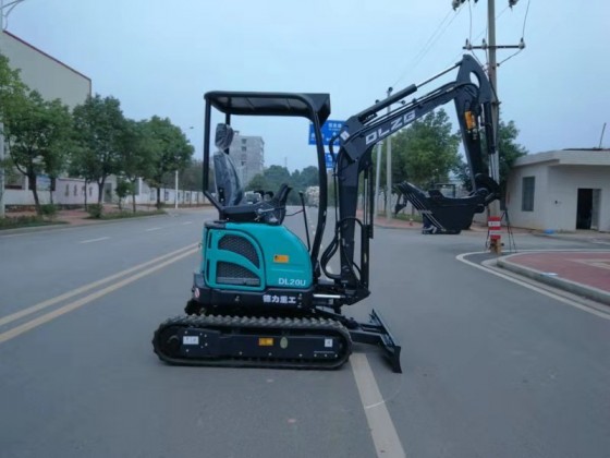 DL20U液壓小型挖掘機(jī)--熱銷農(nóng)用挖掘機(jī)